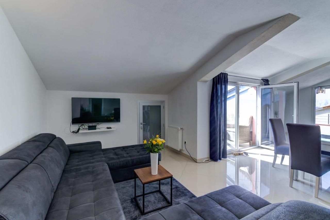 Apartment Cosic Green เคลโนวีซา ภายนอก รูปภาพ