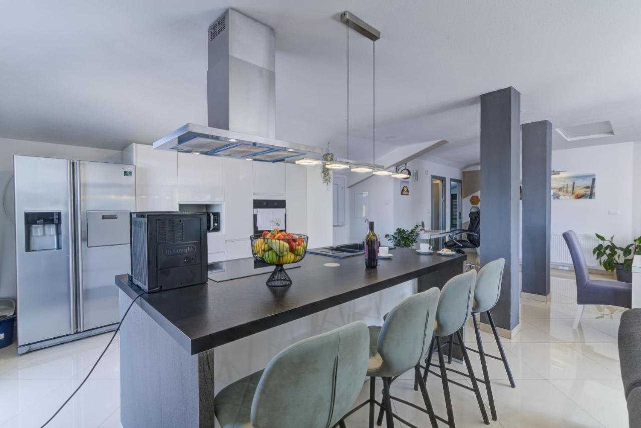 Apartment Cosic Green เคลโนวีซา ภายนอก รูปภาพ